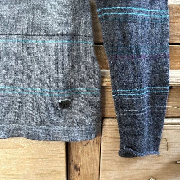 Women's Smartwool Small V-Neck Striped Sweater Ethno Graphic Sweater Gray Green - Picture 6 of 11